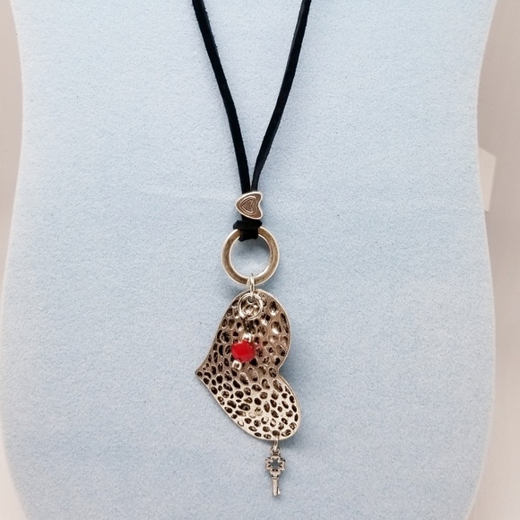 Key to my heart long leather necklace - Picture 2 of 4